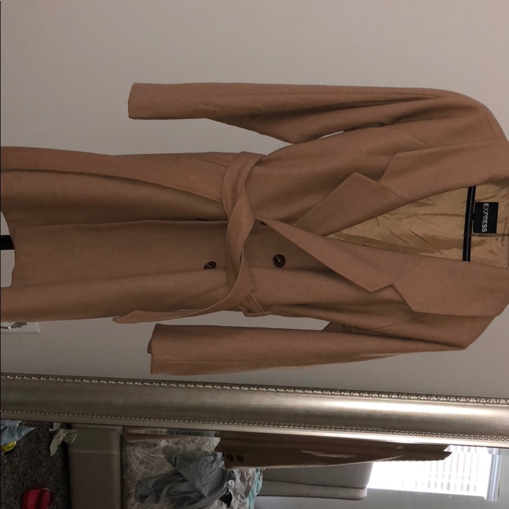 TAN EXPRESS TRENCH COAT!!!🧥